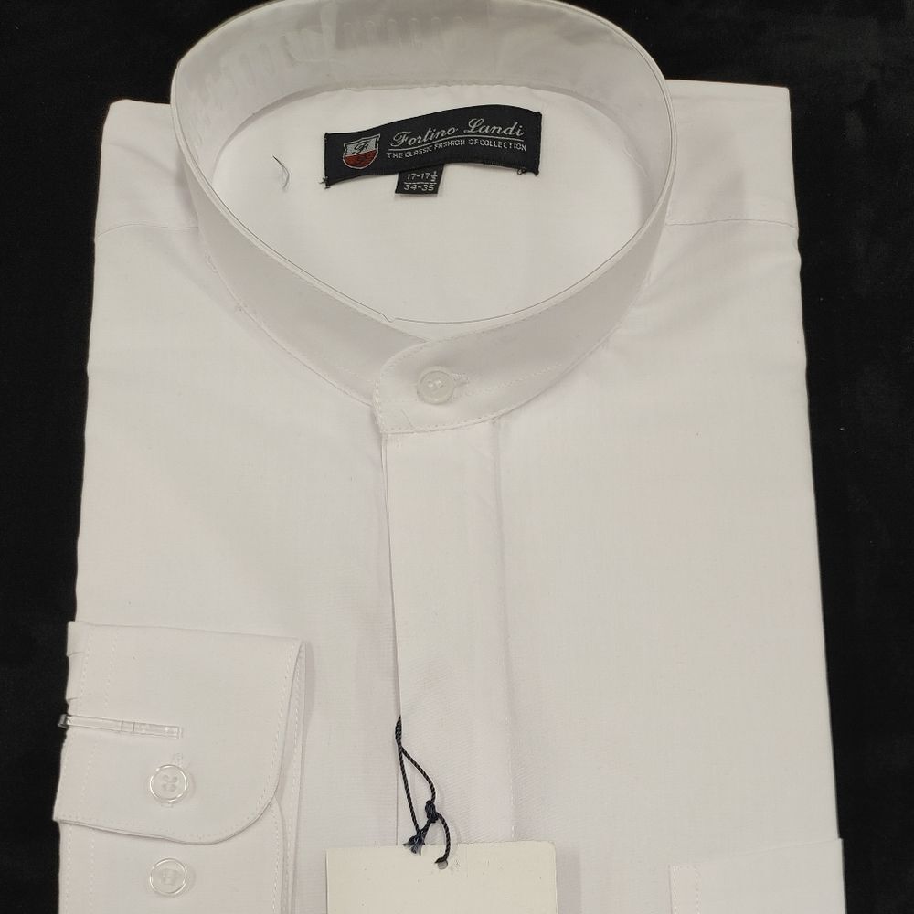 MEN'S FORTINO LANDI WHITE BANDED COLLAR DRESS SHIRT. REGULAR FIT.